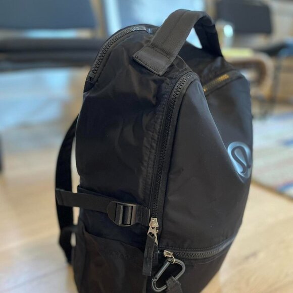 Lululemon New Crew Backpack Black - Picture 2 of 7